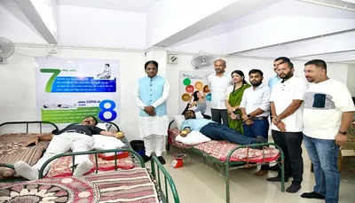 ગુજરાત રાજ્ય કર્મચારી મહામંડળ દ્વારા 378 જગ્યાએ મેગા બ્લડ ડોનેશન કેમ્પ યોજાયા