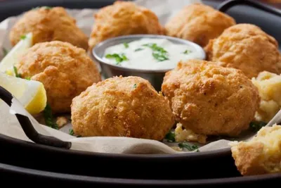 ભૂખ ઝડપથી સંતોષવા માટે ઝડપથી બનાવો થાઈ સ્ટીમ્ડ કોર્ન બોલ્સ  જાણો રેસીપી