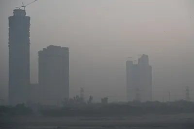 દિલ્હી  નોઈડા અને ગાઝિયાબાદના રહીશોને પ્રદુષણથી નથી મળી રાહત  aqi 300થી 350 વચ્ચે નોંધાયો