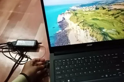 શું લેપટોપ સતત ચાર્જિંગમાં રાખવાથી નુકસાન થાય કે લાભ  જાણો શું કહે છે નિષ્ણાતો