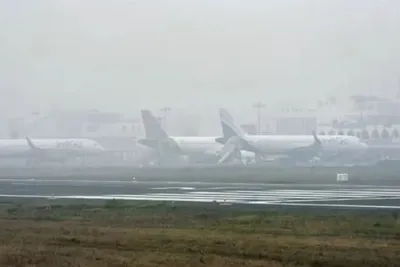 કેન્દ્રીય નાગરિક ઉડ્ડયન મંત્રીએ ધુમ્મસની ઋતુમાં ફ્લાઇટ કામગીરી માટેની તૈયારીઓનું મૂલ્યાંકન કર્યું