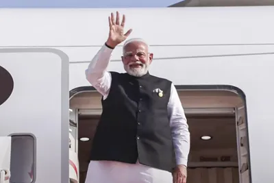 નરેન્દ્ર મોદી જાપાન અને ચીનની મુલાકાત બાદ સ્વદેશ પરત ફર્યા