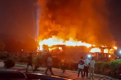 ગોવાના અર્પોરામાં એક નાઈટક્લબમાં સિલિન્ડર વિસ્ફોટને કારણે લાગેલી આગમાં 25 લોકોના મોત અને ઘણા ધાયલ