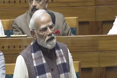 આઝાદીની લડતને ઊર્જા આપનાર  વંદે માતરમ ના મંત્રએ  દેશને આત્મનિર્ભરતાનો માર્ગ બતાવ્યોઃ નરેન્દ્ર મોદી