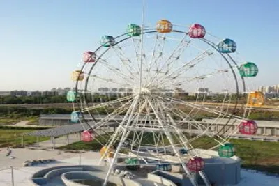 રાજકોટમાં ચગડોળ એપરેટર રાઈડ બંધ કરીને જતો રહ્યો અને લોકો હવામાં લડકતા રહ્યા