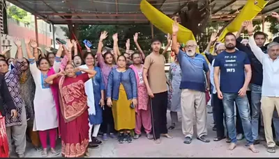 ગાંધીનગરના સરગાસણમાં મહાદેવ મંદિરના ડિમોલિશન સામે ભારે વિરોધથી કાર્યવાહી અટકી