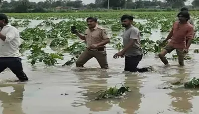બનાસકાંઠા પોલીસ દ્વારા પૂરગ્રસ્ત વિસ્તારમાં લોકોને મદદ માટે સરાહનીય કામગીરી