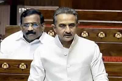 વિદેશમાં ભારતીય નાગરિકો તરફથી 16 000 થી વધુ ફરિયાદો મળી  કેન્દ્રીય મંત્રી