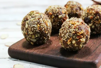 શિયાળામાં લાડુ સ્વાદની સાથે સ્વાસ્થ્યનું પણ ધ્યાન રાખશે  3 સરળ રેસિપી