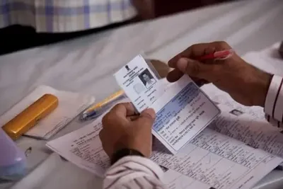 sir   5 08 કરોડ મતદારોની ચકાસણી પૂર્ણતાના આરે  17 જિલ્લાઓમાં 100  કામગીરી