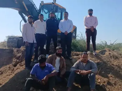 ચોટિલાના મોટા કાંધાસર ગામે ખનીજચોરી સામે દરોડા  1 41 કરોડનો મુદ્દામાલ જપ્ત કરાયો