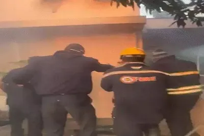 ગોધરામાં રહેણાંકના મકાનમાં આગ લાગતા એક જ પરિવારના ચારના મોત