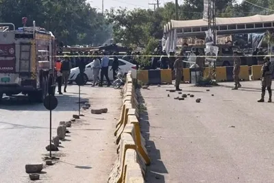 પાકિસ્તાન  ઇસ્લામાબાદ કોર્ટ નજીક આત્મઘાતી હુમલો  12ના મોત  અનેક ઘાયલ