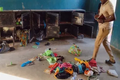 નાઇજીરીયામાં કેથોલિક સ્કૂલ પર બંદૂકધારીઓનો હુમલો  200 બાળકો અને 12 શિક્ષકોનું અપહરણ