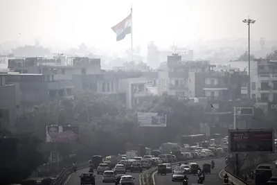 રાષ્ટ્રીય રાજધાની દિલ્હીમાં હવા ગુણવત્તા સતત બગડી રહી છે  aqiનું સ્તર વધ્યું