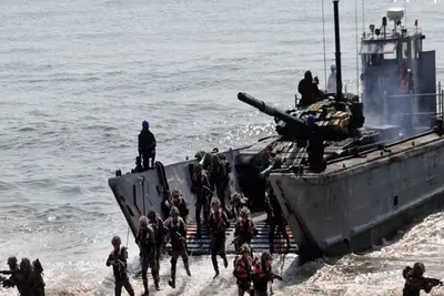 ગુજરાતના માધવપુર બીચ પર ભારતીય સેનાનો ઐતિહાસિક પરાક્રમ  સમુદ્રમાં પહેલી વાર ટૅન્ક ઉતાર્યા