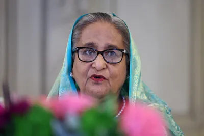 શેખ હસીનાની મુશ્કેલીઓ વધી  કોર્ટ 17 નવેમ્બરે ચુકાદો આપશે  સેનાએ સંભાળ્યો ચાર્જ