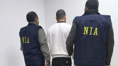 ઈન્ટરનેશનલ ગેંગસ્ટર અનમોલ બિશ્નોઈ ભારત લાવવામાં આવ્યો  પ્રથમ તસવીર આવી સામે