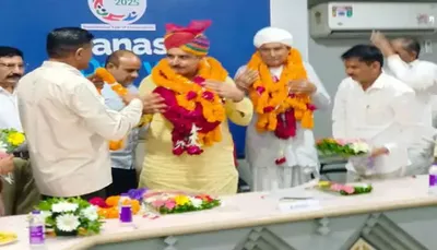 બનાસ ડેરીના ચેરમેન તરીકે શંકર ચૌધરી  વાઈસ ચેરમેનપદે ભાવાભાઈ રબારી ચૂંટાયા