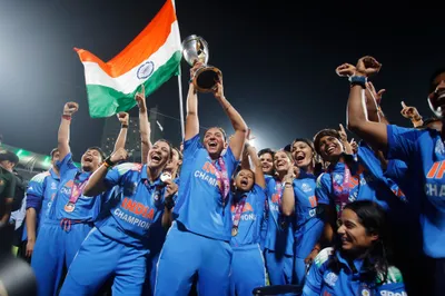 મહિલા વર્લ્ડ કપ 2025ની ફાઈલનમાં ભારતની મહિલા ટીમે ઈતિહાસ રચ્યો  bcciએ કરી મોટી જાહેરાત