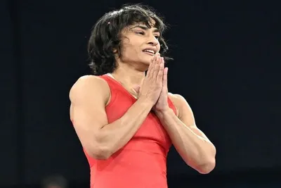 ભારતીય કુસ્તીબાજ વિનેશ ફોગાટે કુસ્તીમાં પાછા ફરવાની જાહેરાત કરી