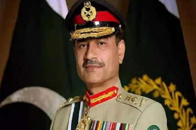 પાકિસ્તાને પોતાના બંધારણમાં સુધારો કરીને અસીમ મુનીરને સંરક્ષણ દળોના કમાન્ડર નિયુક્ત કર્યો