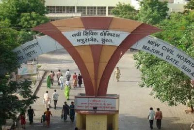 સુરતના મજુરા ગેટ બ્રિજ પર પતંગની દોરીથી ગળુ કપાતા યુવાનને હોસ્પિટલ ખસેડાયો