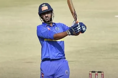 ચેન્નાઈ સુપર કિંગ્સ ટીમમાં સામેલ થનારા ઉર્વિલ પટેલે સૈયદ મુશ્તાક અલી ટ્રોફીમાં તોફાની સદી ફટકારી