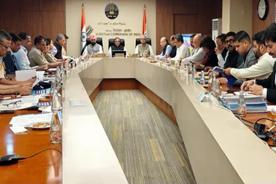 બિહાર વિધાનસભા ચૂંટણીઃ ચૂંટણી પંચે આંતરરાજ્ય સરહદી તૈયારીઓની સમીક્ષા કરી