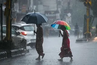 કેરલામાં ભારે વરસાદને કારણે જીવન ખોરવાયું  ચાર જિલ્લામાં ‘ઓરેન્જ એલર્ટ’ જાહેર 