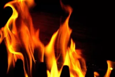 કોલકાતામાં sbiની શાખામાં આગ લાગી  મોટી દુર્ઘટના ટળી