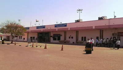 ભાવનગરથી મુંબઈ અને પુનાની ફ્લાઈટ છેલ્લા 5 મહિનાથી બંધ  ચેમ્બરે કરી રજુઆત