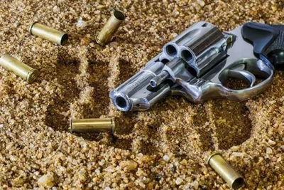 video  ચીની બનાવટનાં શસ્ત્રોની દાણચોરીના મોટા રેકેટનો પર્દાફાશ  ચાર ઝડપાયા