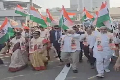 અમદાવાદમાં બોપલથી 3 5 કિમીની યુનિટી માર્ચમાં cm અને ભાજપના પ્રદેશ પ્રમુખ જોડાયા