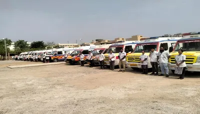 અમદાવાદમાં વિમાન દુર્ઘટનાની જાણ થતાં જ  108 સેવાની 80 ટીમ બચાવ કામગીરીમાં જોડાઈ હતી