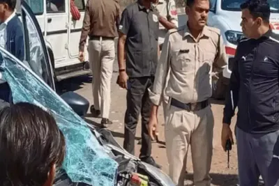 મધ્યપ્રદેશના ગુનામાં ગમખ્વાર અકસ્માતમાં બે લોકોના મોત  ચાર ઘાયલ