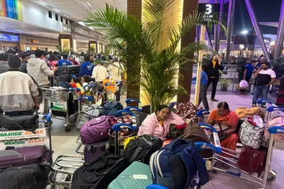 ફ્લાઈટ સંકટ વચ્ચે રેલવે તંત્ર આવ્યું પ્રવાસીઓની વહારે  સ્ટેશિયલ ટ્રેન દોડાવાશે