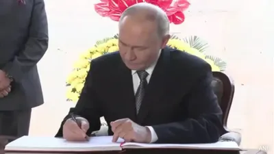 રાજઘાટ ઉપર વિઝિટર્સ બુકમાં પુતિને શું લખ્યું  જાણો   